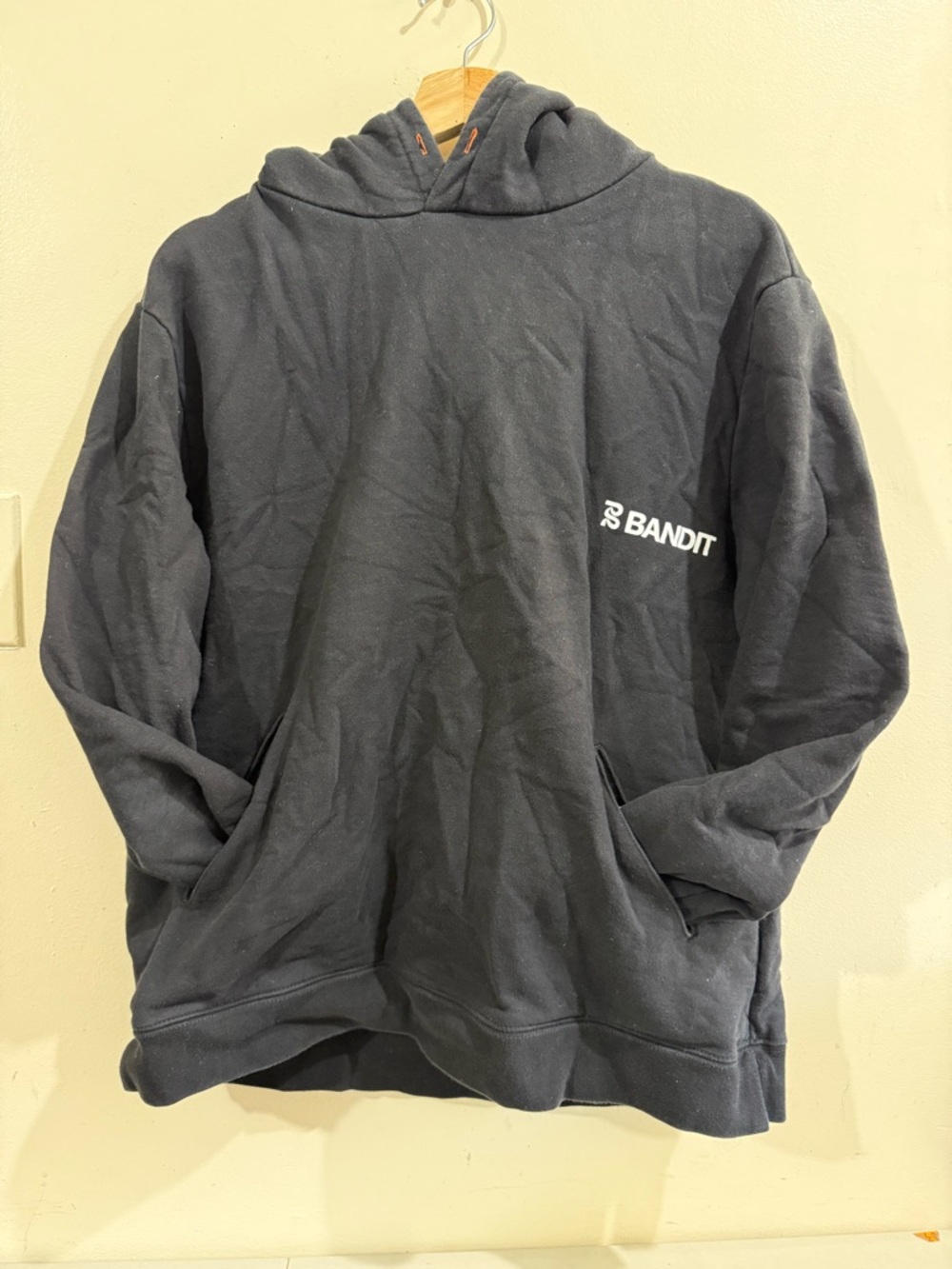 Bandit Men's Black Crewneck Hoodie Sweatshirt - Picture 3 of 6